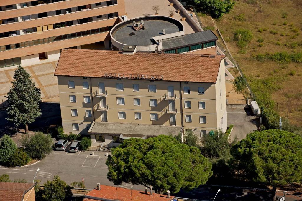Hotel Tirrenus Perugia Ngoại thất bức ảnh